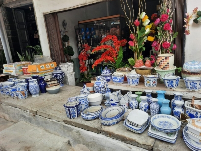 Berburu Keramik di Pasar Keramik Belawan, Tampak Lengang