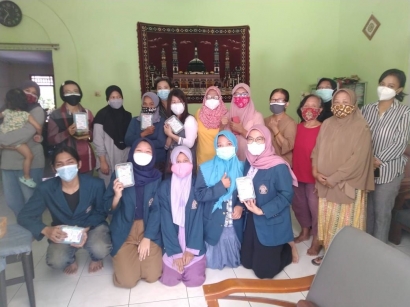 Mahasiswa KKN Undip Berikan Edukasi tentang Minuman Herbal di Kelurahan Randusari, Semarang Selatan