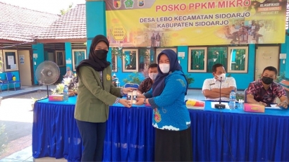 Mahasiswa KKN UPN Veteran Jawa Timur Memanfaatkan Limbah Minyak Jelantah Menjadi Sabun Cuci Piring