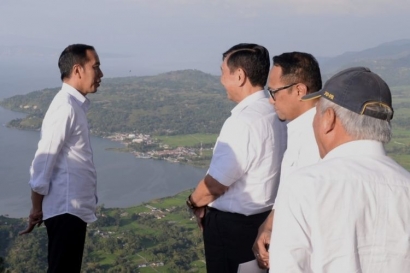 Luhut Mengurus Danau, Sinyal Jokowi Setop PPKM Jawa-Bali?