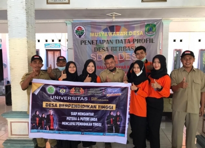 Cegah Penularan Covid-19 Melalui Sosialisasi Mahasiswa KKN-DR Uniwara dan Pembagian Masker di Desa Balung Anyar Lekok