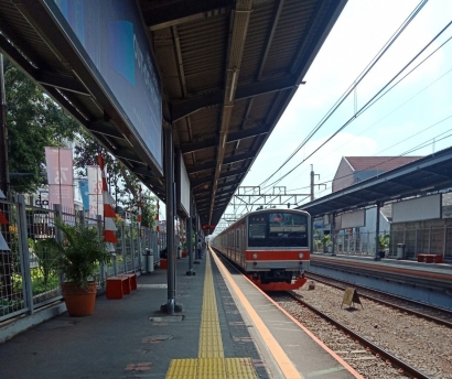 PPKM Diperpanjang, Ini Syarat Hendak Naik Kereta dan Transjakarta