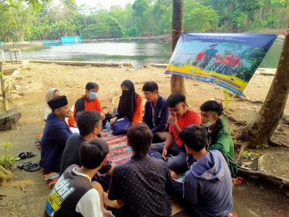 Program Partisipasi Mahasiswa KKN Desa Umbulan dalam Rangka Meningkatkan Motivasi Belajar