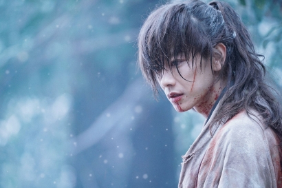 "Rurouni Kenshin: The Beginning" Cerita di Balik Bekas Luka Battosai