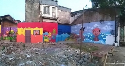 Mural-mural di Dinding
