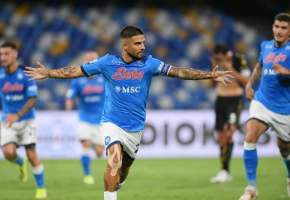 Napoli Kandaskan Tim Promosi Venezia di Pekan Pertama Serie A Italia