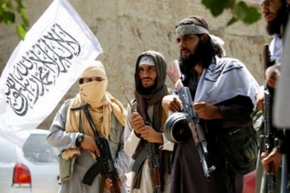 Metataktis Taliban Menguasai Afghanistan