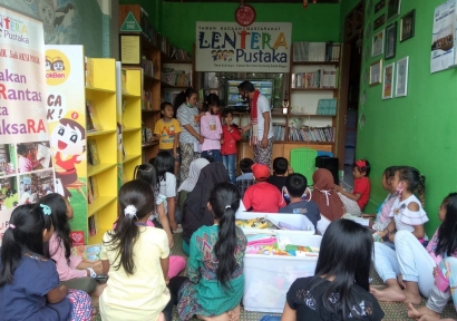 PJJ Bikin Stres, TBM Lentera Pustaka Komit Akrabkan Anak dengan Buku