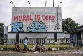 Seni Jalanan Mural: Ancaman bagi Elit Politik?