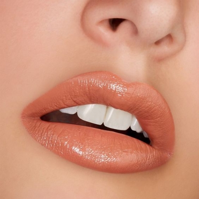 4 Rekomendasi Lipstik Tahan Lama yang Super Pigmented