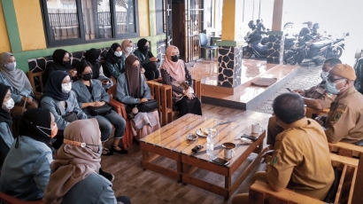KKN Rekognisi: Pengembangan Teknologi Pembelajaran SDN Juntigirang 02 Kabupaten Bandung