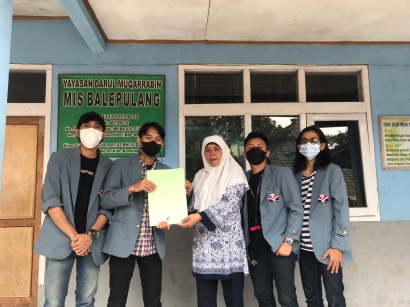 KKN - T UPI 2021: Penerapan Program Literasi di MIS Balepulang sebagai Upaya Meningkatkan Minat Baca Peserta Didik