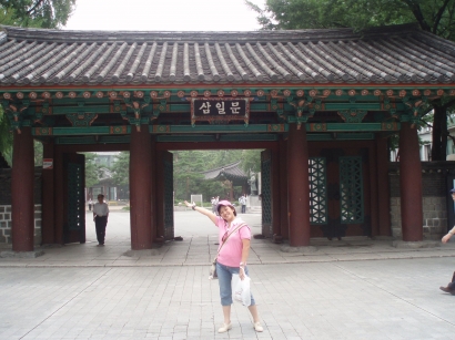 Taman Tapgol, Pavilion Palgakjeong dan Pagoda Wongaska dari Batu Berukir Setinggi 12 Meter!