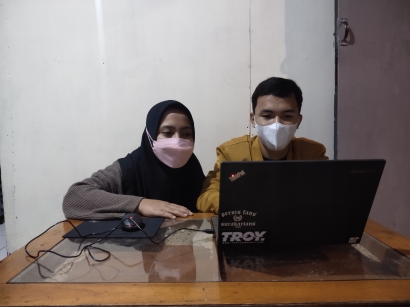Terdampak Pandemi Covid-19, Mahasiswa KKN Univet Berikan Pelatihan Pemasaran Online di Dusun Gondang