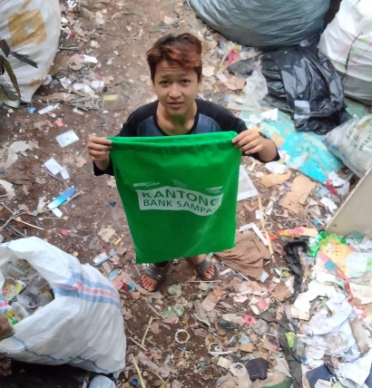 Sambang Lapak Kenanga, Peradaban Luar Biasa bagi "Pekerja Lingkungan" yang Tersembunyi