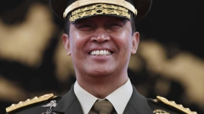 Jenderal Andika, Reshuffle Kabinet, Panglima TNI, Kepala BIN, dan Pilpres 2024
