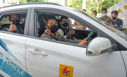 PLN Kenalkan Mobil Listrik ke Forkopimda Kabupaten Banjar
