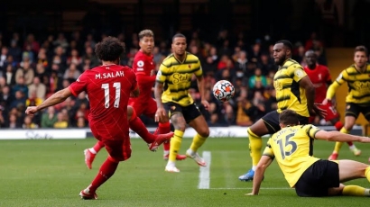 Gol Indah Mo Salah Bawa Liverpool Libas Watford 5-0