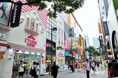 "Myeongdong Shopping Street and Underground", Pusat Perbelanjaan Terbesar di Seoul