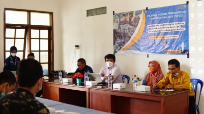 Sosialisasi dan Pelatihan Digital Marketing untuk Pemuda Desa Sidomulyo Kecamatan Sawahan Kabupaten Madiun