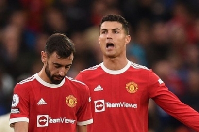 Dua Pilihan Manchester United: Solskjaer atau Ronaldo?