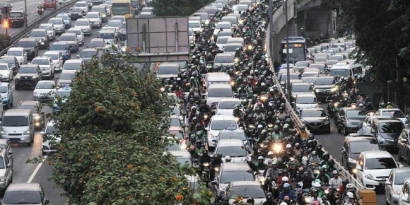 Kemacetan di Jakarta yang Tidak Kunjung Reda, Bisakah MRT Menjadi Solusi?