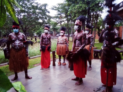 Lestari Budaya Warisan Leluhur dari Papua