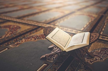 Mempelajari Fungsi-fungsi Al Quran dalam Kehidupan Masyarakat yang Bernilai Universal