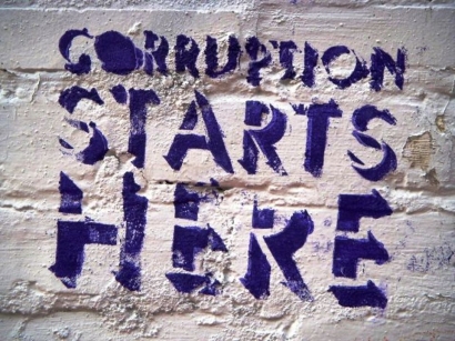 Gaji Sudah Besar Mengapa Masih Korupsi?