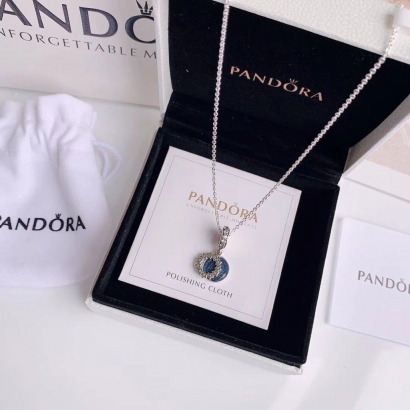 Kalung Pandora Wanita Katanya Bisa Dijual Lagi