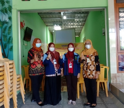 Mahasiswa KKN UIN Walisongo Semarang Mengikuti Kegiatan Sosialisasi Tumbuh Kembang Anak pada Masa Pandemi Covid-19 