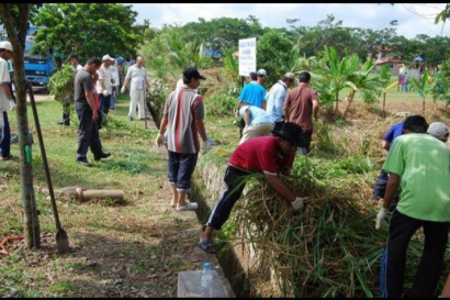 Menciptakan Gerakan Kebersihan di Lingkungan Masyarakat Desa Kepohkencono Pucakwangi Pati