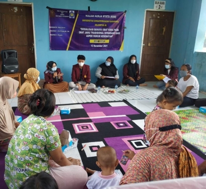 KKN 40 UNSIKA Melakukan Sosialiasi Bahaya Obat Kimia pada Jamu Tradisional di Desa Kepuh Kabupaten Karawang