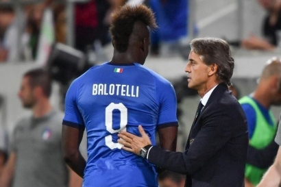 Mario Balotelli Akan Menjadi Opsi Roberto Mancini?