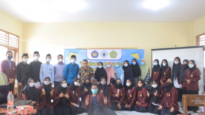KKN UNSIKA 2021: Sosialisasi Model Manajemen Pembiayaan Pendidikan Berbasis Masyarakat di Kabupaten Karawang