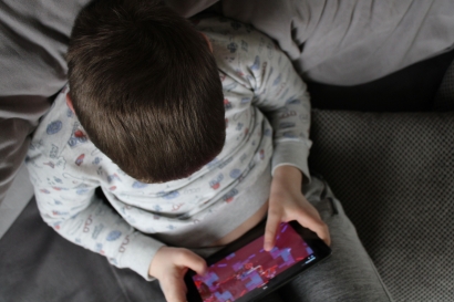 Dampak Bermain Game Online pada Anak dan Remaja