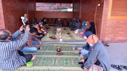 Komunitas Aksara Jawa Hadir di Pleret