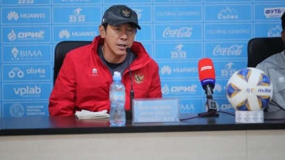 Entah Mengapa, Pelatih Timnas Indonesia Selalu Bikin Ribut Pendukung Malaysia