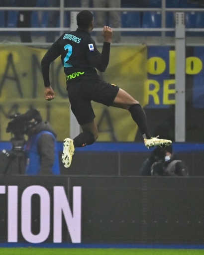 Denzel Dumfries, Inter Milan dan Catatan Fantastis Akhir Tahun