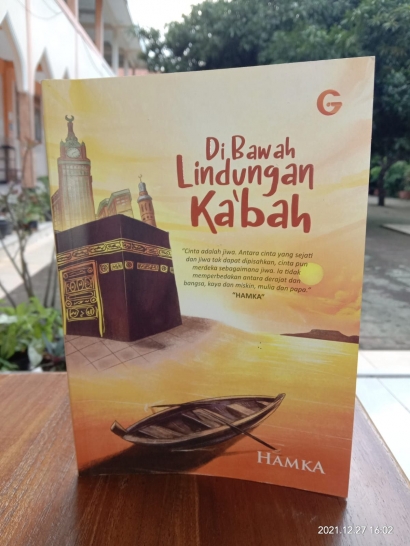 Resensi Novel: "Di Bawah Lindungan Ka'bah" Karya Buya Hamka