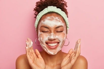 Hati-hati Penggunaan Skincare Berlebihan Menyebabkan Rusaknya Skin Barrier