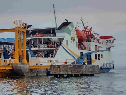 Kapal Ferry KMP Aceh Hebat 2, Docking Tahunan 2022 Di Nias Sumatera Utara