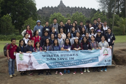 Di Balik Megahnya Candi Borobudur