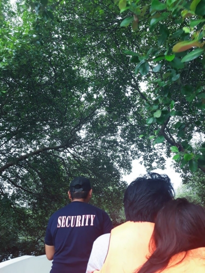 Beristirahat dari Penat dan Polusi Tengah Kota di Taman Wisata Alam Jakarta Utara