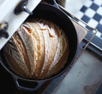 Roti Sourdough: Roti Besar Eropa dengan Aroma Khas