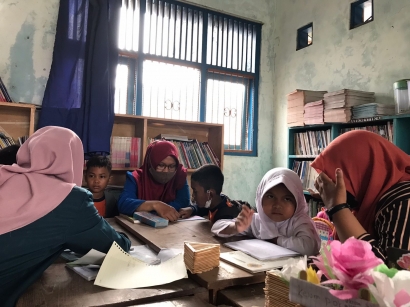 Program Bimbingan Literasi dalam Rangka Meningkatkan Minat Baca Siswa SD Negeri Pangebatan 03