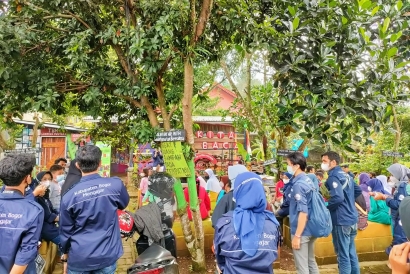 Peringati Hari Dharma Samudera, Kabupaten Bogor Mengajar Aksi Sosial ke TBM Lentera Pustaka