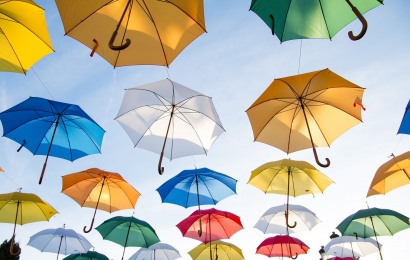 Sedia Payung Sebelum Hujan, Asuransi Online Hanya Sejauh Klik