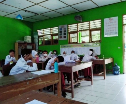 Menyongsong Pembelajaran yang Aman Selama Masa Pandemi Covid-19 di Kabupaten Bantul, Daerah Istimewa Yogyakarta