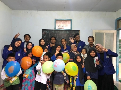 Pendampingan Pendidikan untuk Anak SD di Dusun Argosuko Desa Argoyuwono Kecamatan Ampelgading
